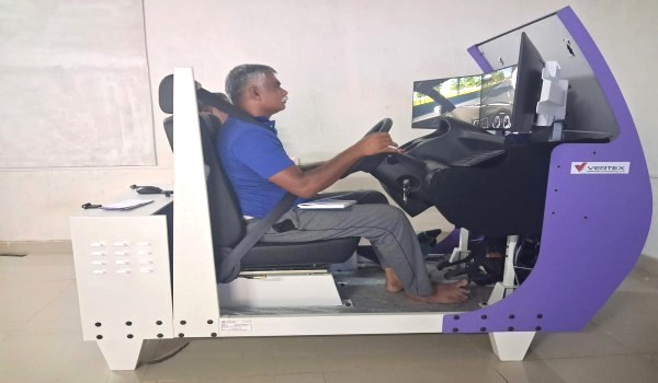 vertex-driving-simulator-at-tamil-nadu-police-training-academy-(tnpta)-in-coimbatore.-the-simulator-replicates-the-driving-experience-of-different-types-of-vehicles-used-by-police-forces.